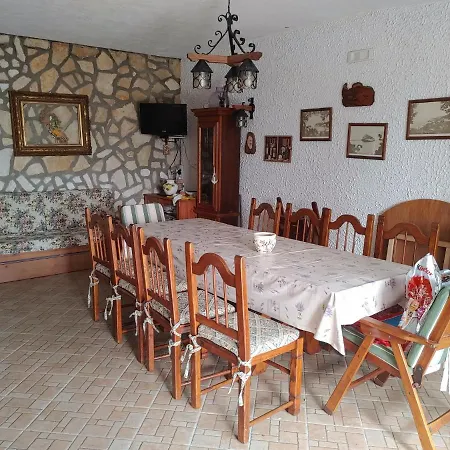 La Pergola Apartment *